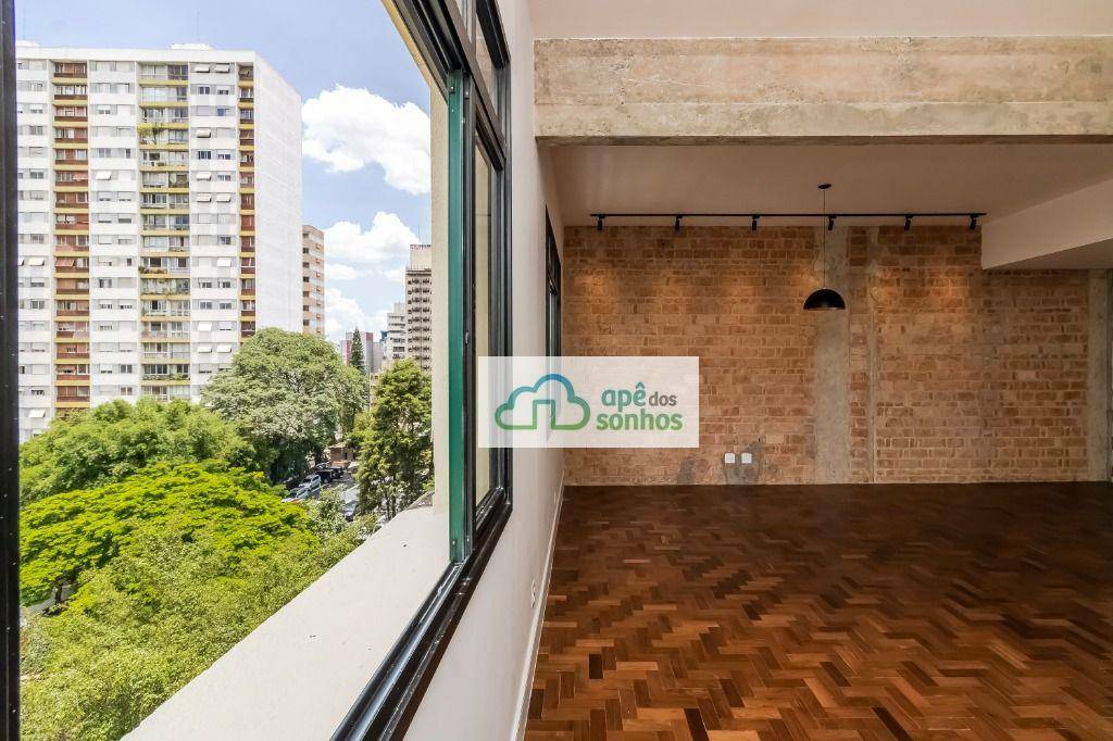 Apartamento à venda com 3 quartos, 212m² - Foto 4