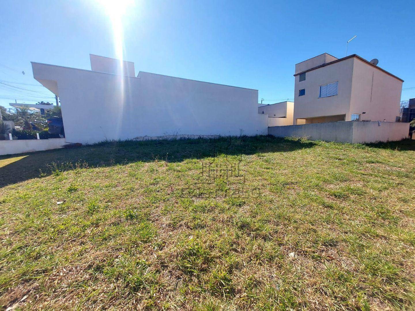 Loteamento e Condomínio, 228 m² - Foto 4