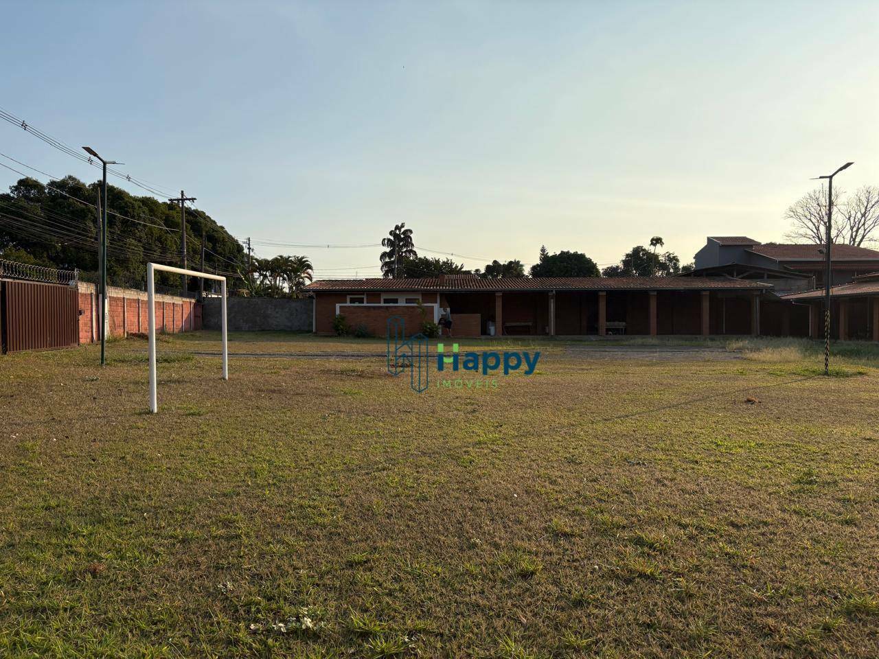 Casa para alugar com 3 quartos, 560m² - Foto 6