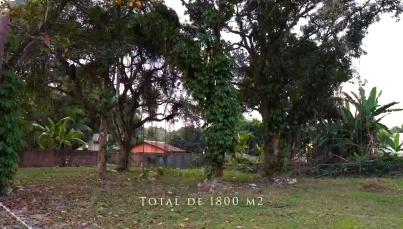 Terreno à venda, 1800m² - Foto 1