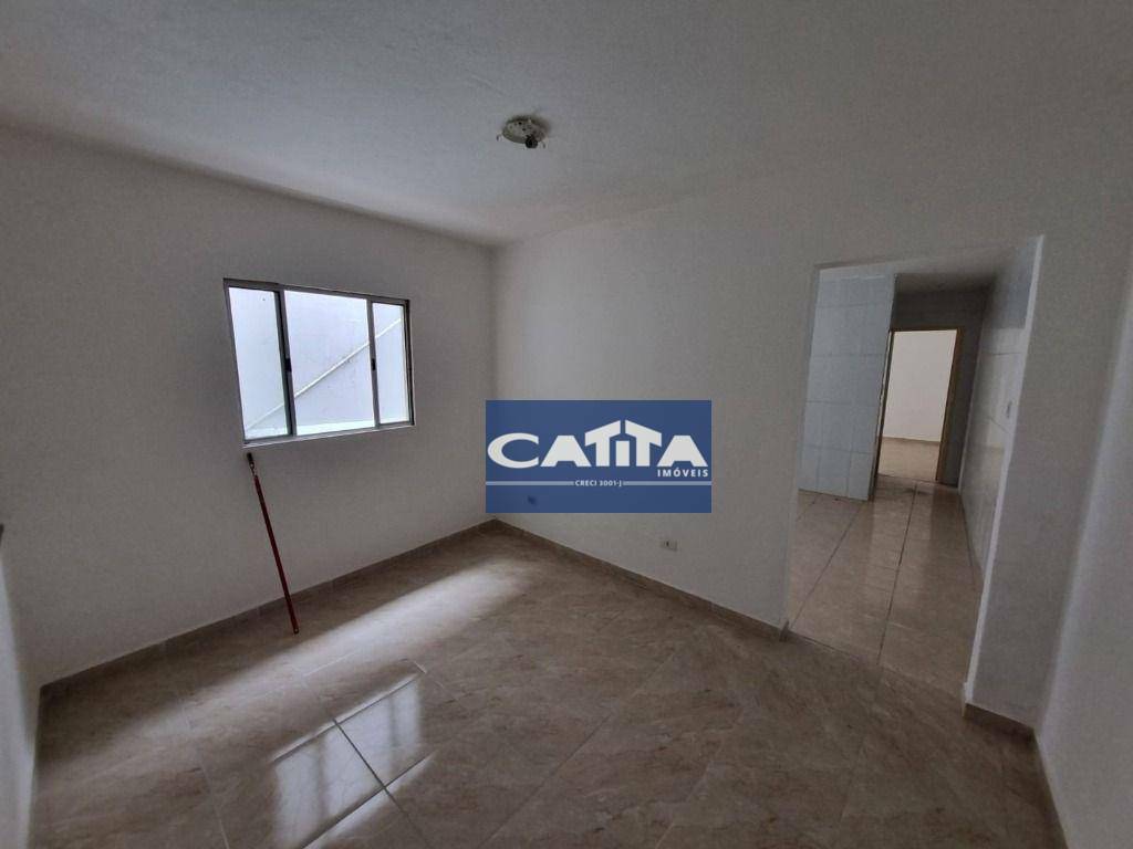 Casa para alugar com 1 quarto, 40m² - Foto 1