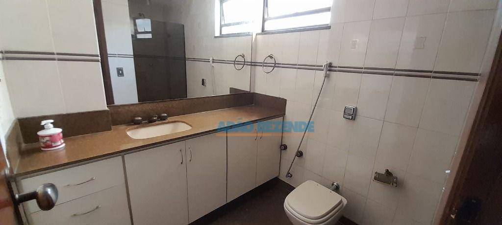 Apartamento à venda com 3 quartos, 114m² - Foto 17