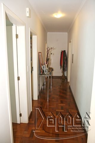 Casa à venda com 3 quartos, 236m² - Foto 9