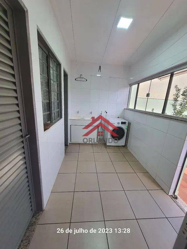 Casa à venda com 3 quartos, 180m² - Foto 10