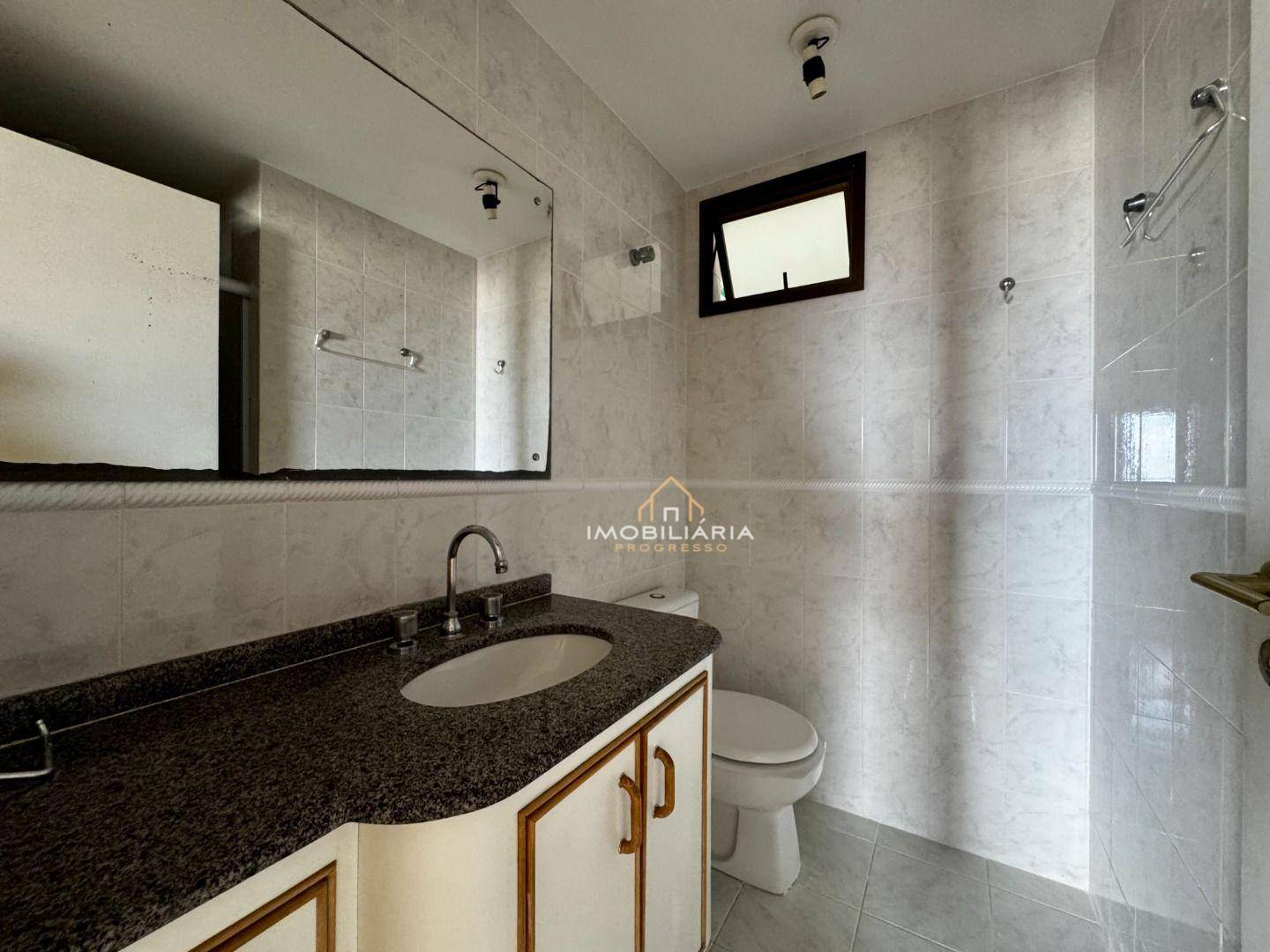 Apartamento à venda com 3 quartos, 114m² - Foto 47