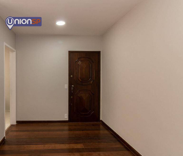 Apartamento à venda com 2 quartos, 63m² - Foto 2