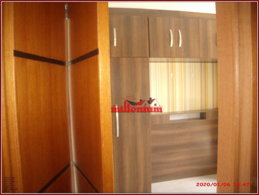 Apartamento à venda com 2 quartos, 56m² - Foto 18