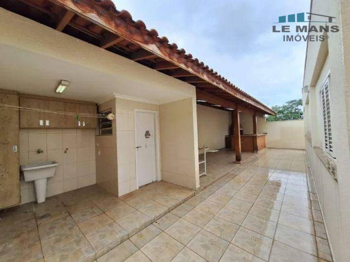 Casa à venda e aluguel com 3 quartos, 175m² - Foto 24