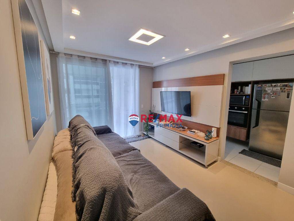 Apartamento à venda com 2 quartos, 85m² - Foto 1