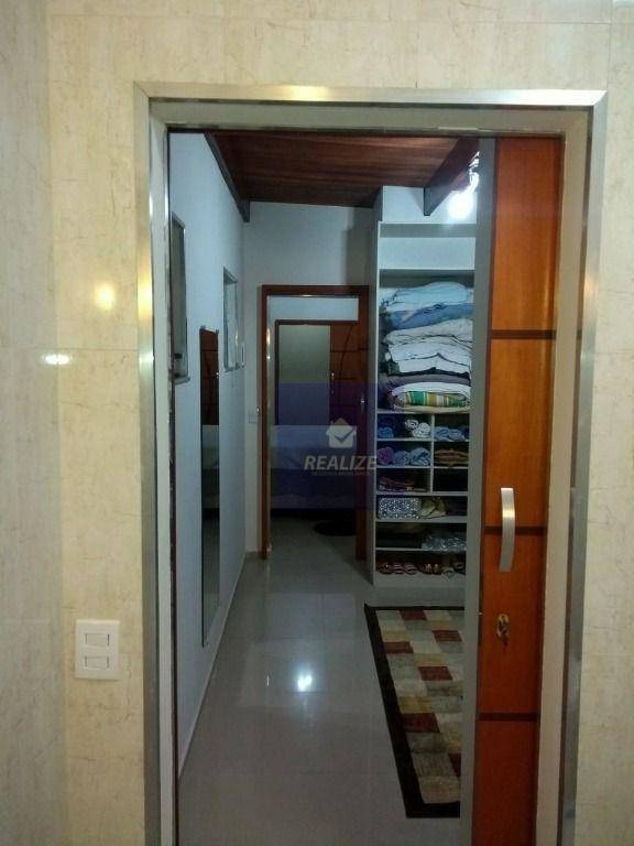 Sobrado à venda com 3 quartos, 300m² - Foto 7