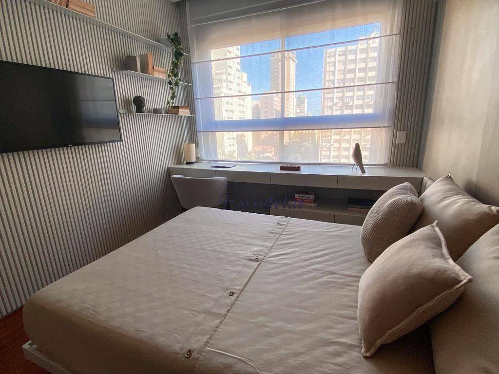 Apartamento à venda com 4 quartos, 270m² - Foto 16