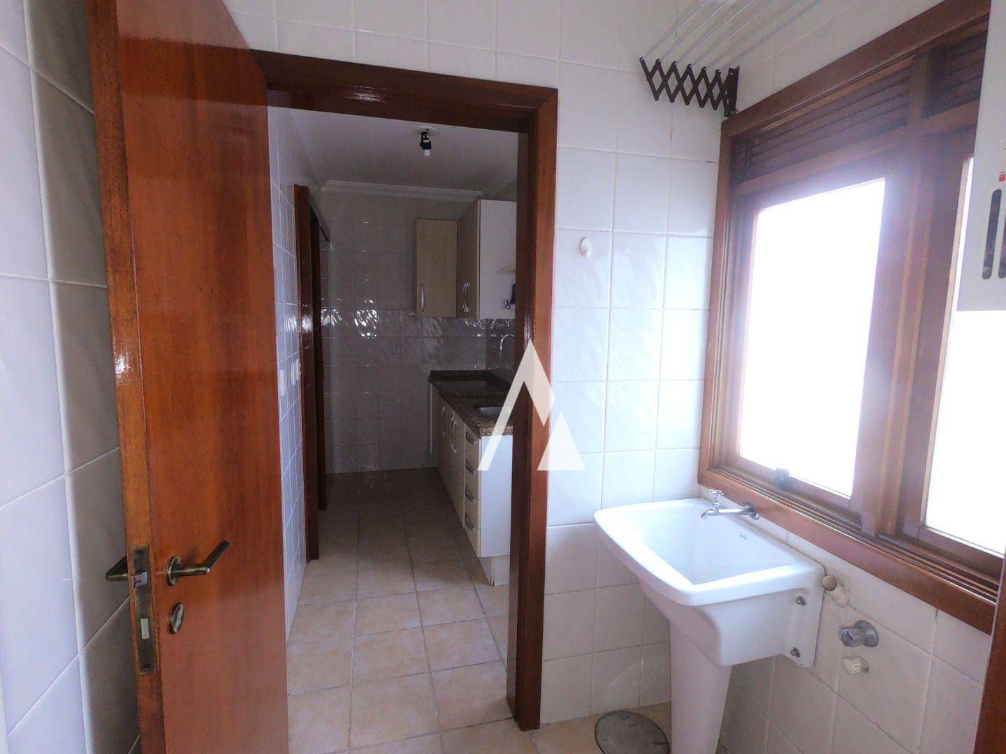 Apartamento para alugar com 2 quartos, 75m² - Foto 31