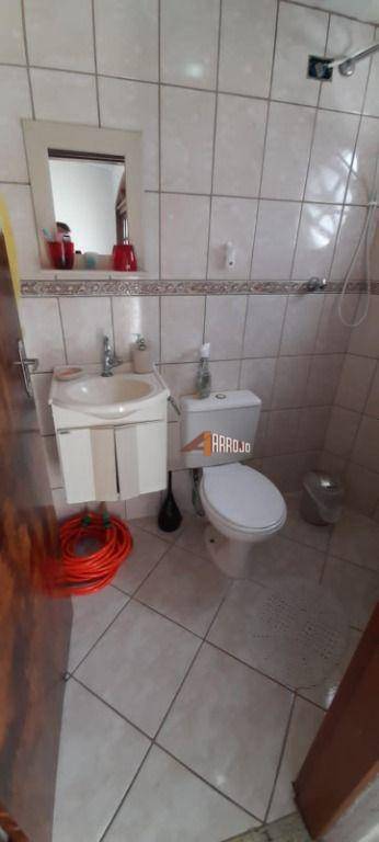 Sobrado à venda com 3 quartos, 198m² - Foto 42