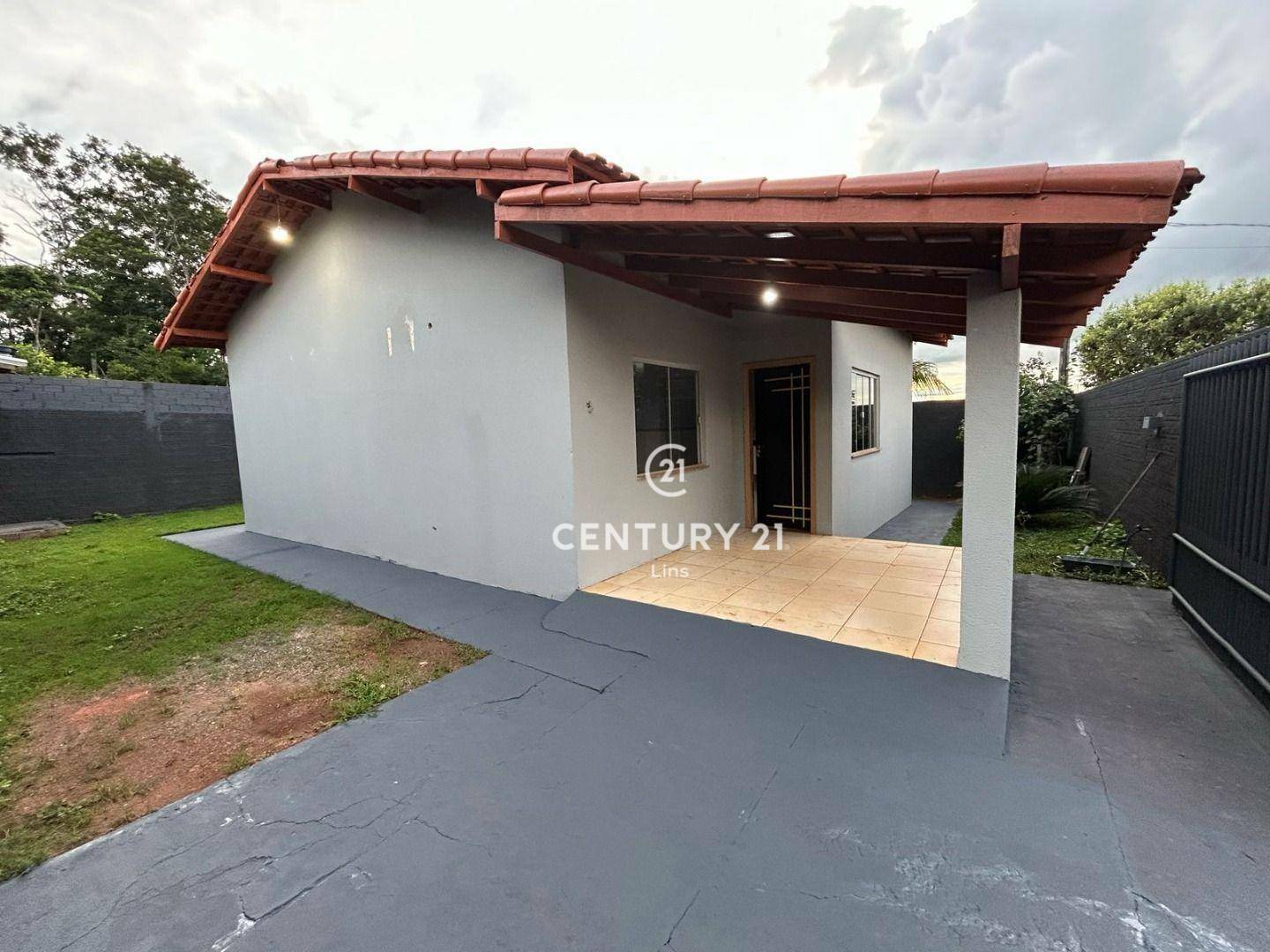 Casa à venda com 3 quartos, 250M2 - Foto 2