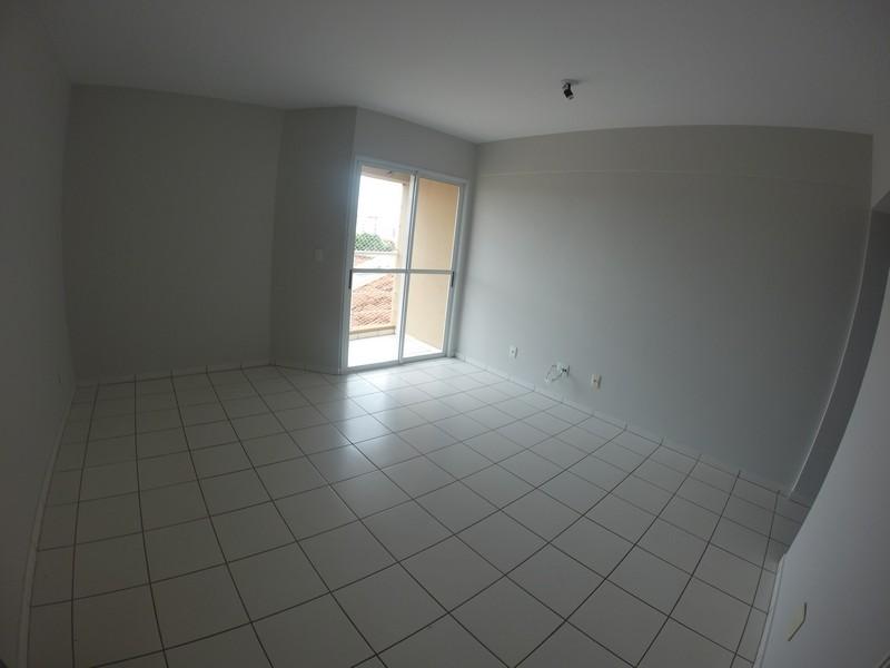 Apartamento para alugar com 2 quartos, 68m² - Foto 1