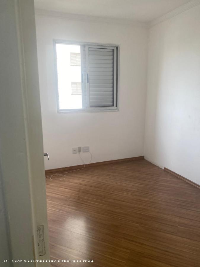 Apartamento à venda com 2 quartos, 52m² - Foto 19