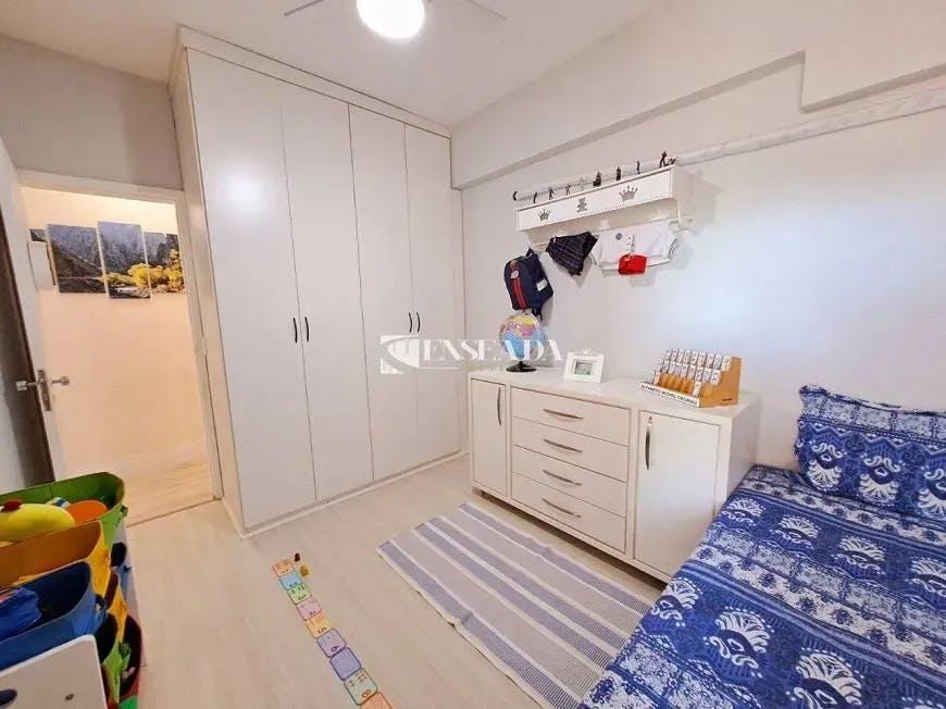 Apartamento à venda com 3 quartos, 120m² - Foto 11