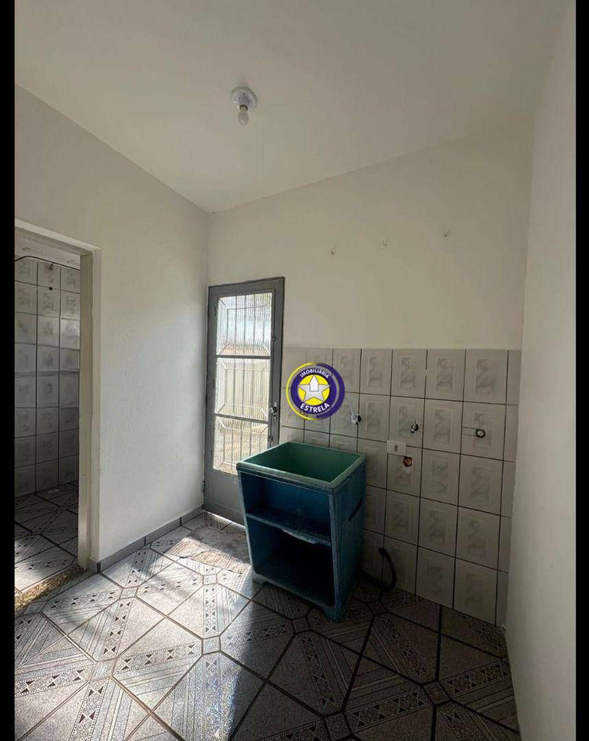 Casa à venda com 2 quartos, 200M2 - Foto 15
