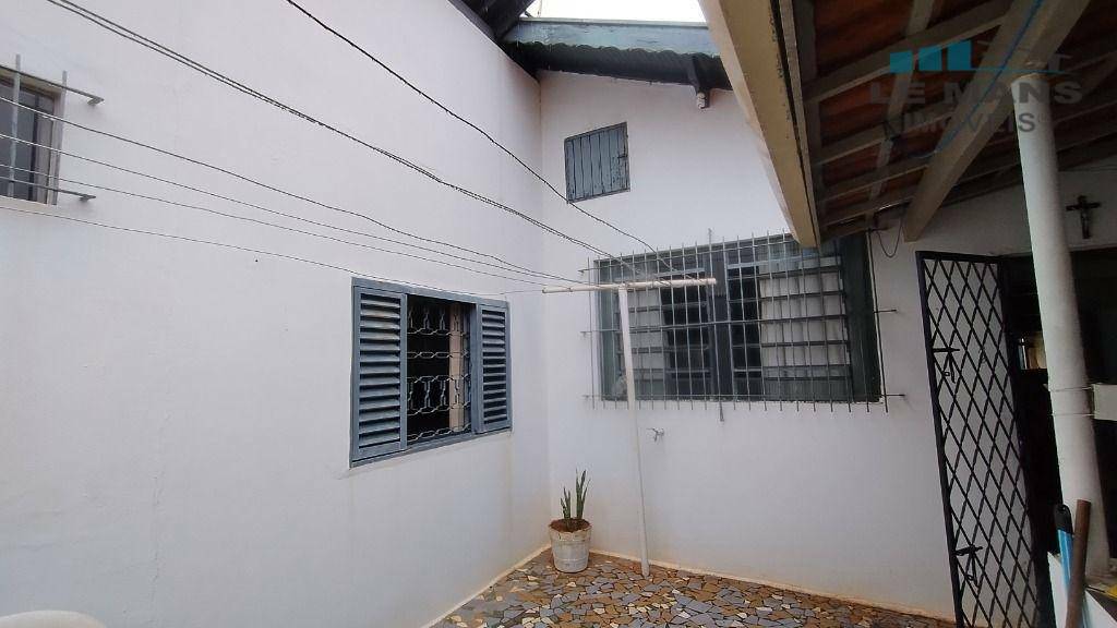 Casa à venda com 3 quartos, 136m² - Foto 37