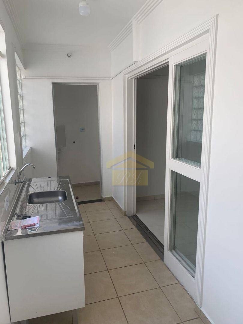 Casa à venda com 3 quartos, 335m² - Foto 19