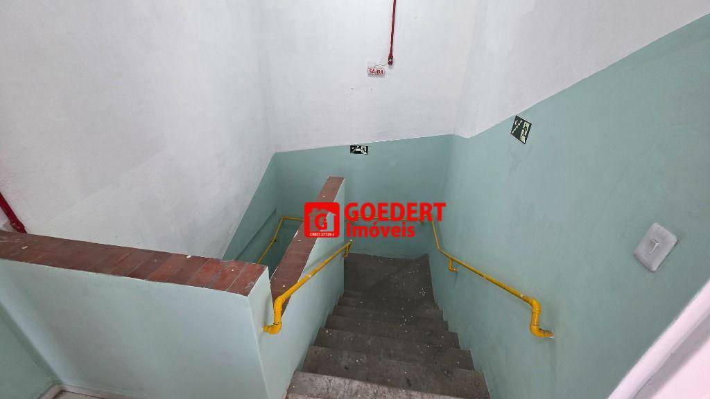 Depósito-Galpão, 949 m² - Foto 15