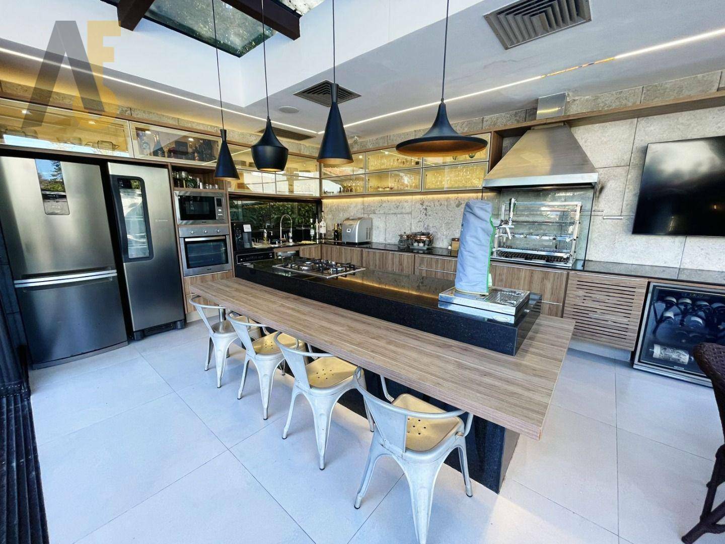 Casa de Condomínio à venda com 5 quartos, 753m² - Foto 4