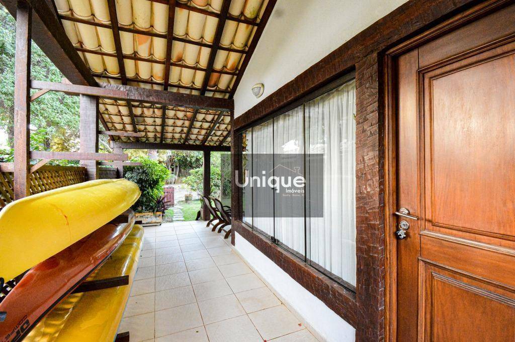 Casa de Condomínio à venda com 4 quartos, 220m² - Foto 22