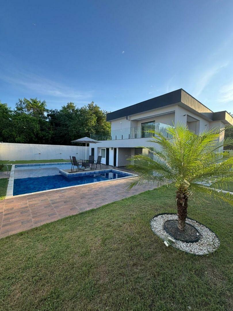 Casa de Condomínio à venda com 4 quartos, 282m² - Foto 3