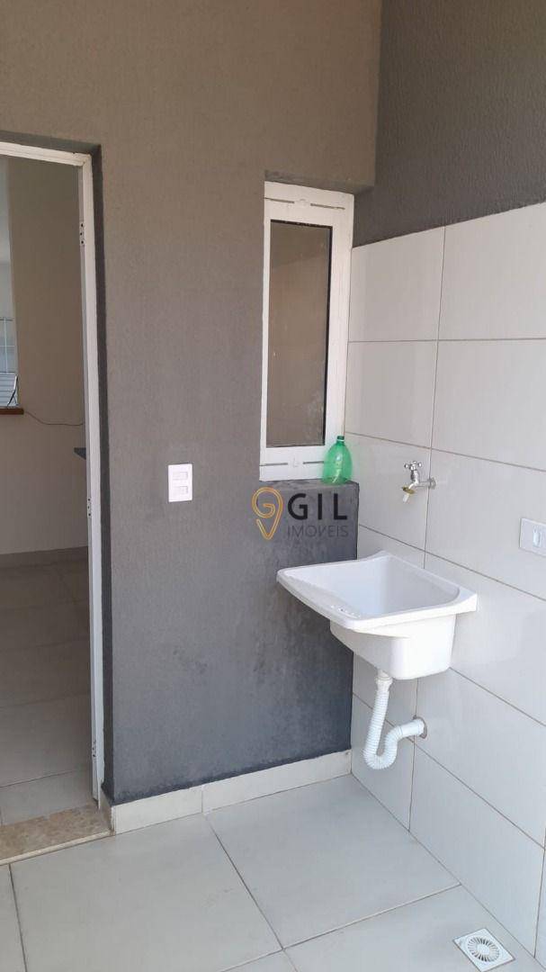 Casa à venda com 2 quartos, 65m² - Foto 18