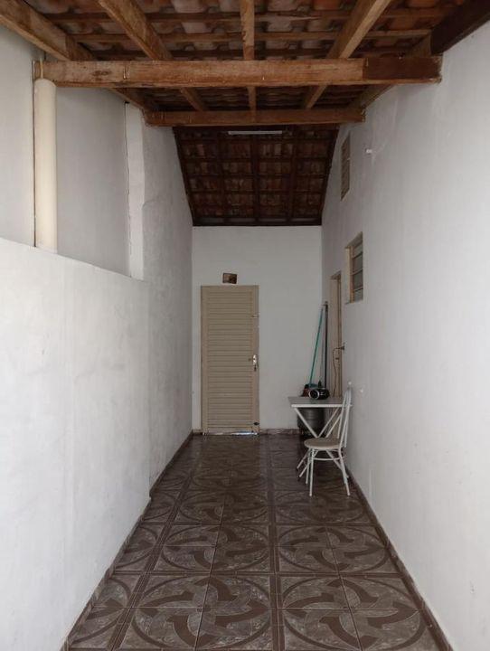 Casa à venda com 2 quartos, 150m² - Foto 16