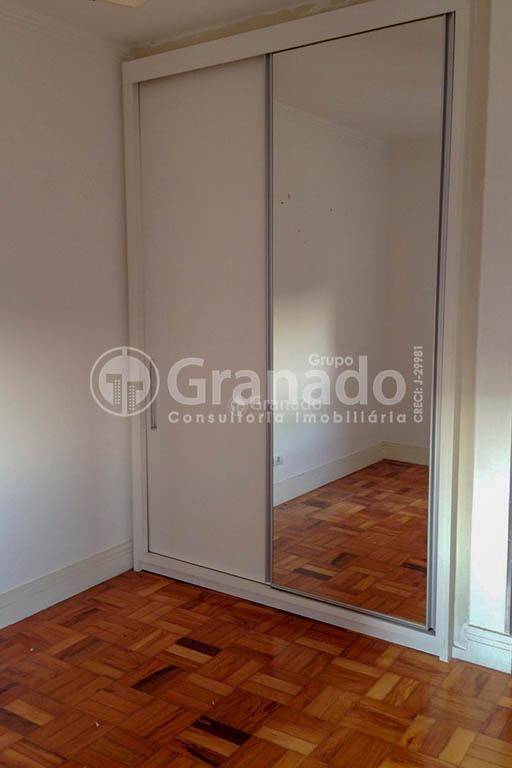 Apartamento à venda com 2 quartos, 63m² - Foto 11