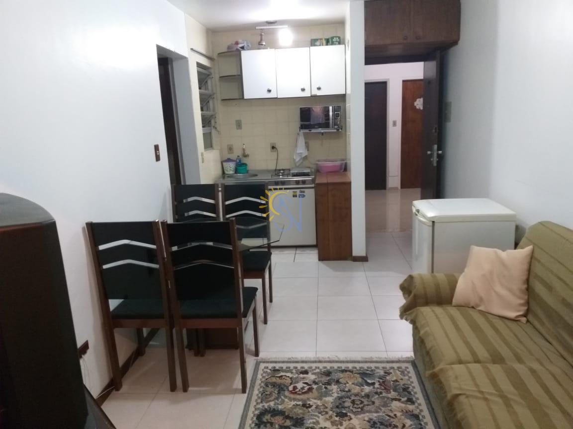 Apartamento à venda com 1 quarto, 34m² - Foto 1