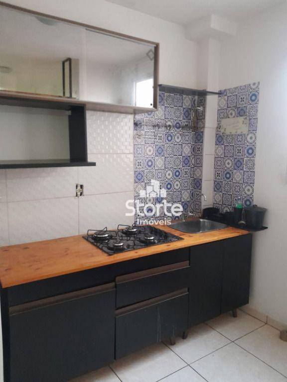 Apartamento à venda com 2 quartos, 41m² - Foto 2