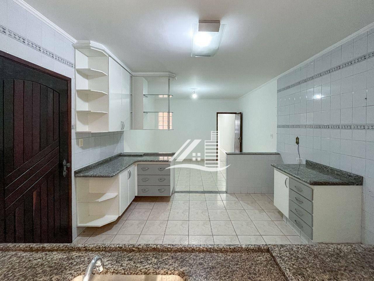 Sobrado à venda com 3 quartos, 193m² - Foto 8