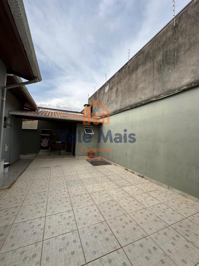 Casa à venda com 3 quartos, 252m² - Foto 16