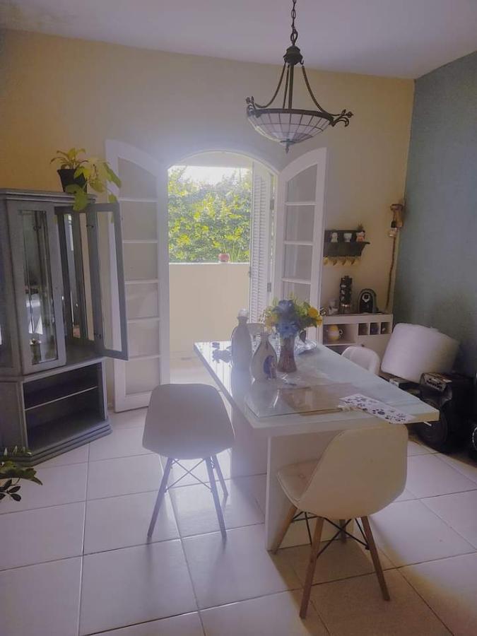 Casa de Condomínio à venda com 3 quartos, 120m² - Foto 1