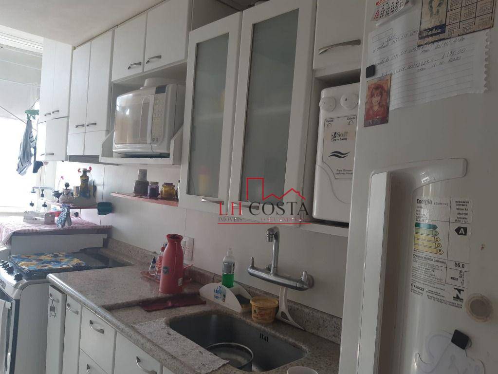 Apartamento à venda com 2 quartos, 70m² - Foto 25