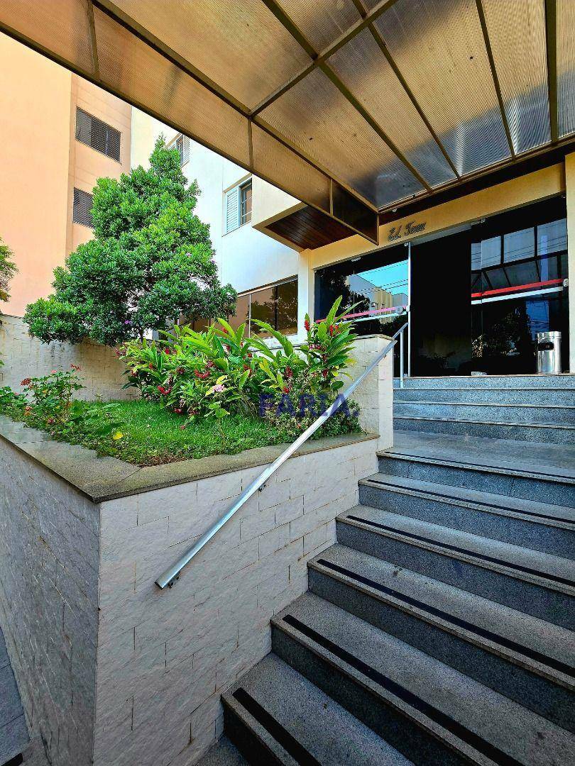 Apartamento à venda com 5 quartos, 211m² - Foto 3