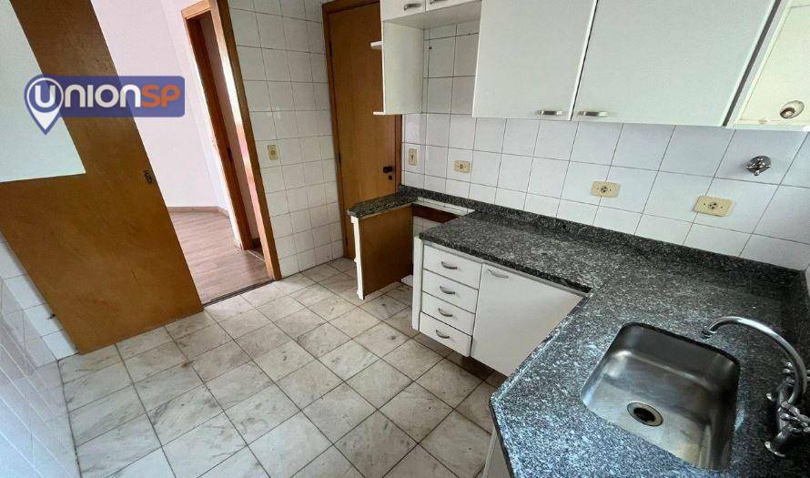 Apartamento à venda com 3 quartos, 87m² - Foto 17