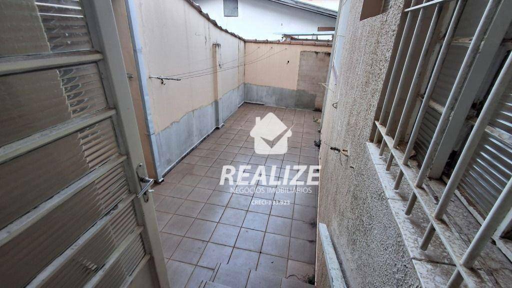 Casa à venda com 3 quartos, 171m² - Foto 14