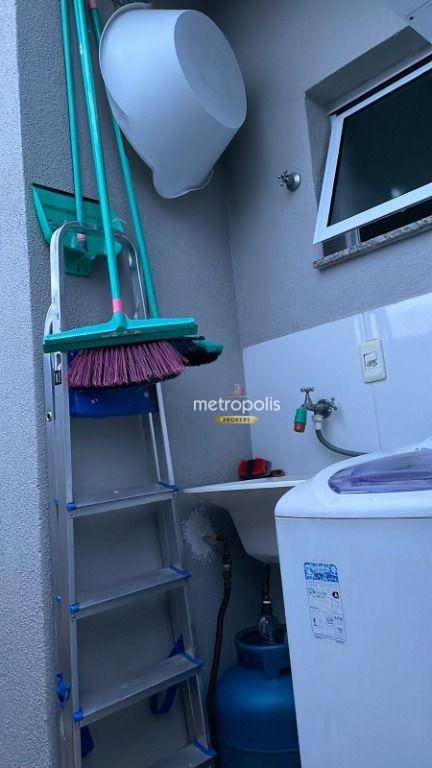 Sobrado à venda com 2 quartos, 70m² - Foto 25