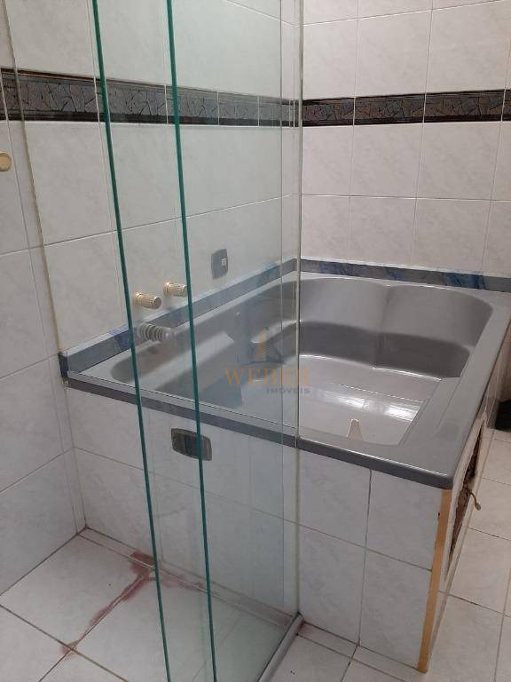 Sobrado à venda com 2 quartos, 250m² - Foto 18