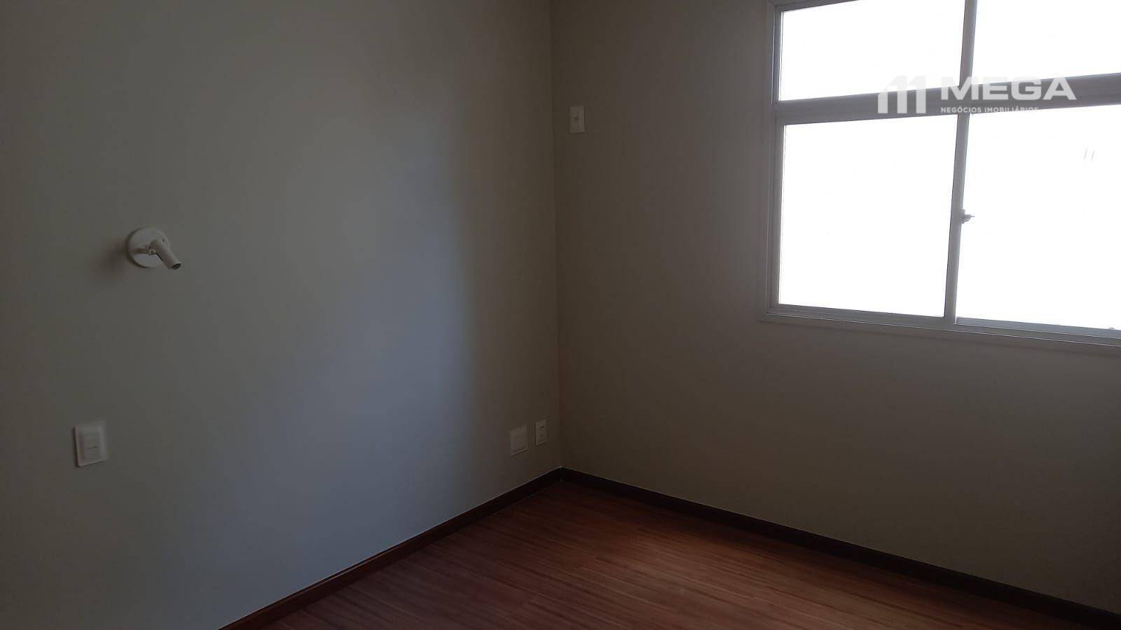 Apartamento para alugar com 3 quartos, 130m² - Foto 8