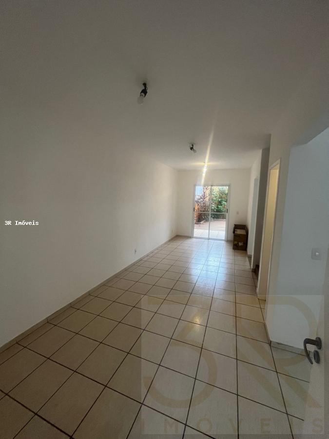 Casa de Condomínio à venda com 3 quartos, 247m² - Foto 14