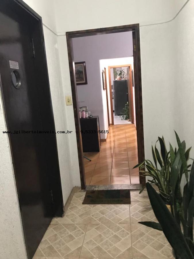 Apartamento à venda com 2 quartos, 80m² - Foto 6