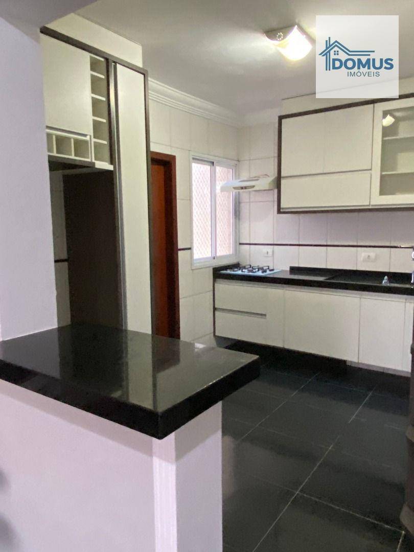 Apartamento para alugar com 3 quartos, 100m² - Foto 18