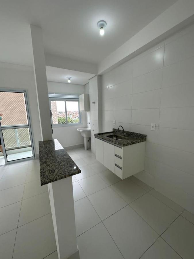 Apartamento para alugar com 3 quartos, 65m² - Foto 1