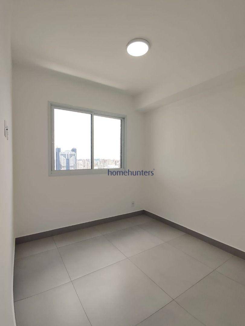 Apartamento para alugar com 1 quarto, 40m² - Foto 8