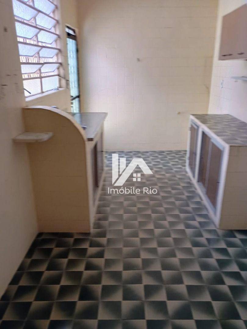 Casa de Condomínio à venda com 2 quartos, 65m² - Foto 7