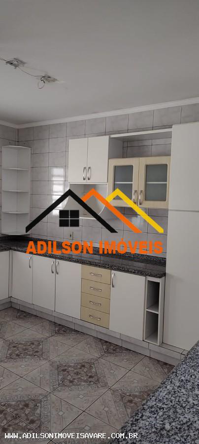 Casa à venda com 2 quartos, 300m² - Foto 8